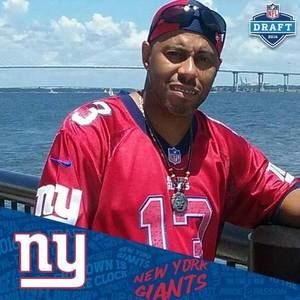 Meet your Posher, Derrick